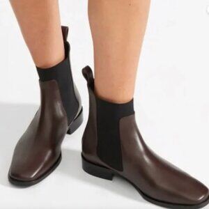 Everlane Square Toe Chelsea Boot